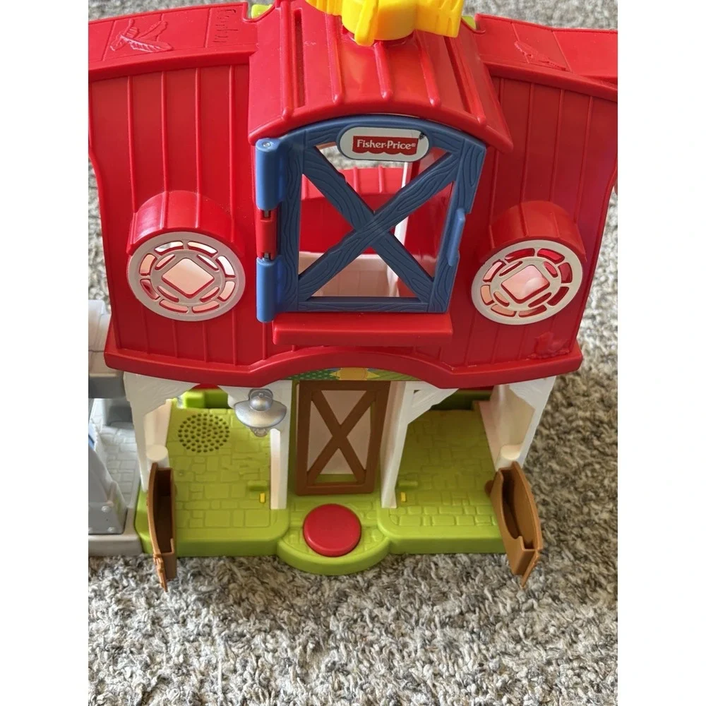 2016 Fisher‎ Price Farm Barn Toy WORKS! Talking Singing Little People Play Set